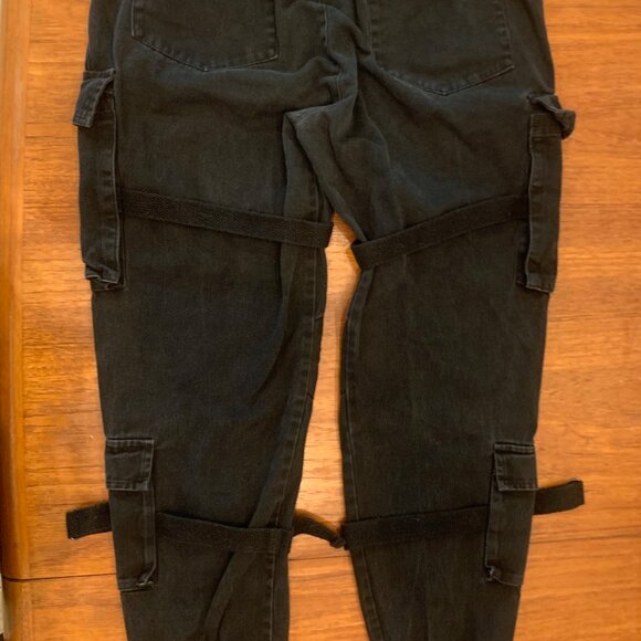 40404o Belmont Cargo Techwear Pants, size medium (review description) - Picture 10 of 12